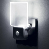 NIGHTLIGHT WITH NIGHT AND MOTION SENSOR UK PLUG