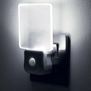 NIGHTLIGHT WITH NIGHT AND MOTION SENSOR UK PLUG