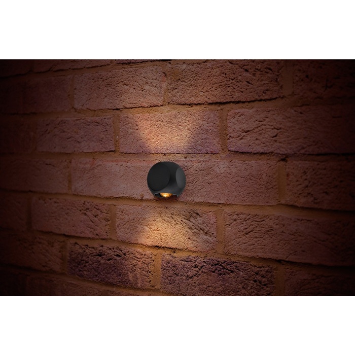 Integral LED Outdoor Lighting  Image 1