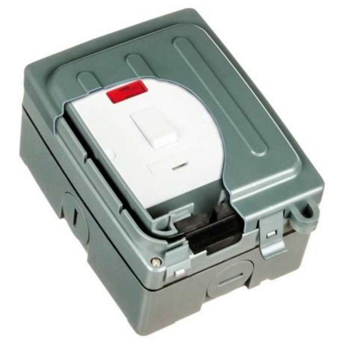 Weathersafe Single Gang Fused Spur Image 2