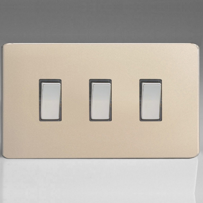 10A 1 or 2 Way Rocker Switches 3-Gang Image 5